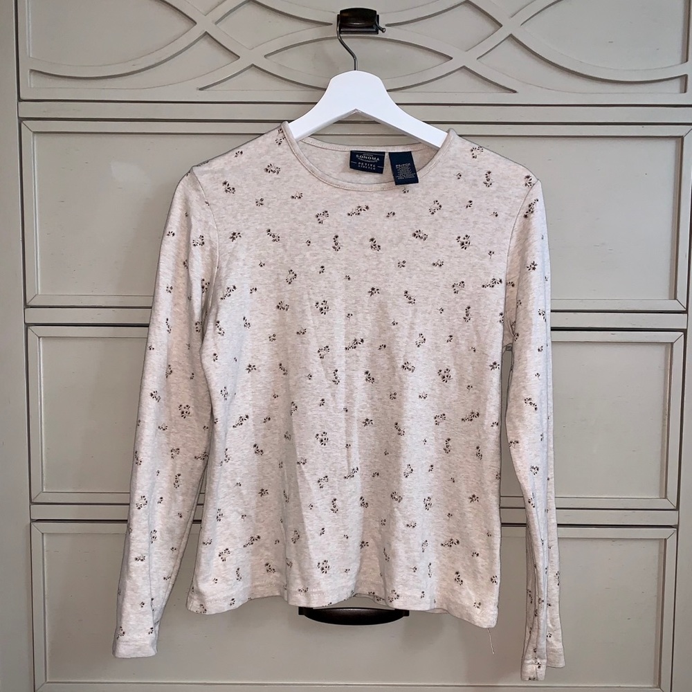 Long sleeve sweatshirt